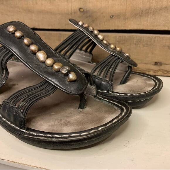 Alegria Pisa Leather Thong Sandal With Pearl Trim Black Size 37 - Picture 4 of 9